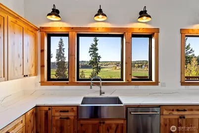 42524 Dean Kreger Rd E, Eatonville, WA 98328 - Photo 12