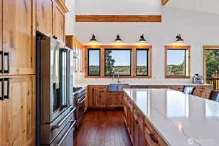 42524 Dean Kreger Rd E, Eatonville, WA 98328 - Photo 10