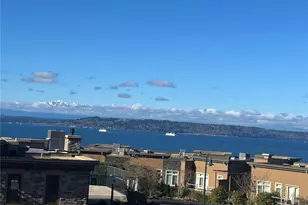 45 Pine St, Edmonds, WA 98020 - Photo 1