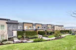 45 Pine St, Edmonds, WA 98020 - Photo 2