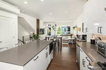 9632 NE 183rd Street #B, Bothell, WA 98011 - Photo 12