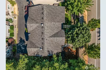 15623 44th Place W #Unit B, Lynnwood, WA 98087 - Photo 32