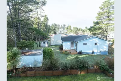 1504 170th Place, Long Beach, WA 98631 - Photo 2