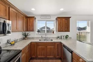 405 Cardinal Ave, Winlock, WA 98596 - Photo 12