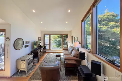 1633 E 5th Street, Port Angeles, WA 98362 - Photo 16