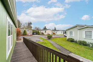 222 NW Maple Ave, Napavine, WA 98532 - Photo 2