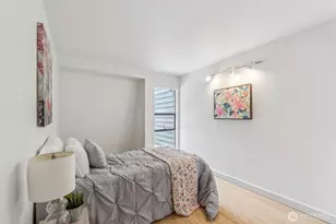 12600 SE 42nd St, Bellevue, WA 98006 - Photo 14