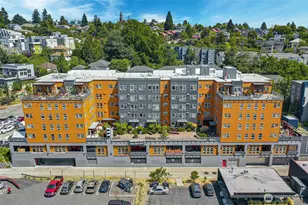 827 Hiawatha Pl S, Seattle, WA 98144 - Photo 18