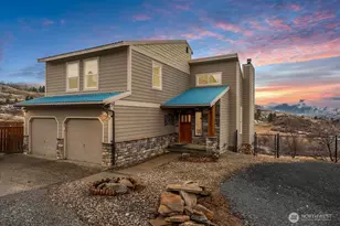 54 Moonlit Ln, Wenatchee, WA 98801 - Photo 1