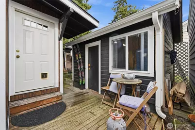 2404 Cherry Street, Bellingham, WA 98225 - Photo 34