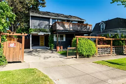 2404 Cherry Street, Bellingham, WA 98225 - Photo 2