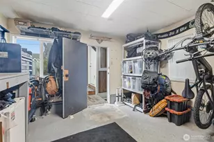 2404 Cherry St, Bellingham, WA 98225 - Photo 36