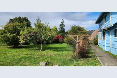 305 W First Street, Aberdeen, WA 98520 - Photo 20