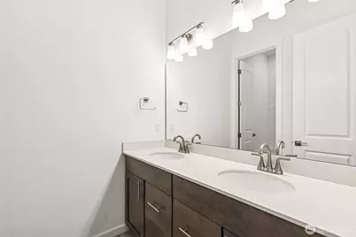324 N 55th Street #32, Seattle, WA 98273 - Photo 12