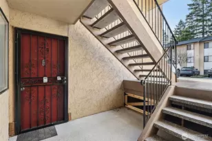 16225 NE 12th Ct, Bellevue, WA 98008 - Photo 2