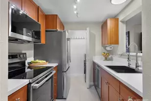 14206 NE 181st Pl, Woodinville, WA 98072 - Photo 6