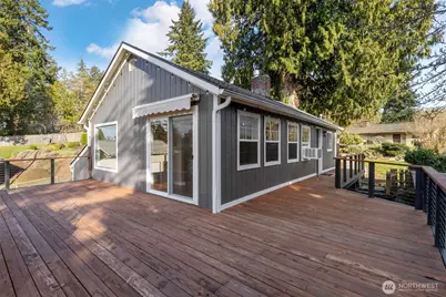 1819 S Marine Drive, Bremerton, WA 98312 - Photo 2