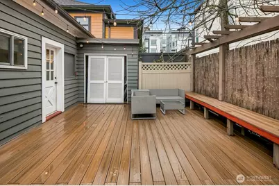 1906 E Union Street, Seattle, WA 98122 - Photo 28