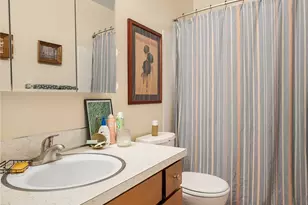 11521 Greenwood Ave N, Seattle, WA 98133 - Photo 12