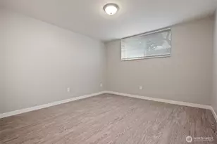 11521 Greenwood Ave N, Seattle, WA 98133 - Photo 22