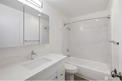 11521 Greenwood Avenue N, Seattle, WA 98133 - Photo 26