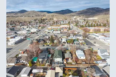 316 E Wapato Avenue #1, Chelan, WA 98816 - Photo 34