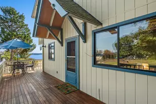 27523 SW Sandy Shores Dr, Vashon, WA 98070 - Photo 20