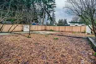 14043 Burke Ave N, Seattle, WA 98133 - Photo 26