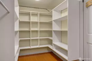 525 W Prospect St, Seattle, WA 98119 - Photo 24