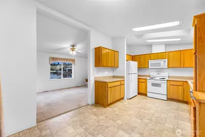 1200 Lincoln Street SW #120, Bellingham, WA 98229 - Photo 20