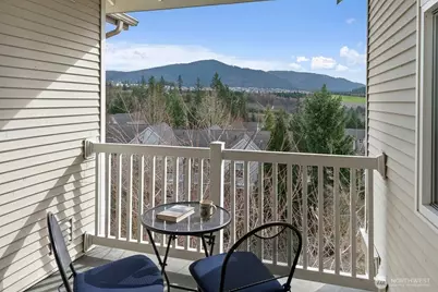 23420 SE Black Nugget Road #F302, Issaquah, WA 98029 - Photo 4