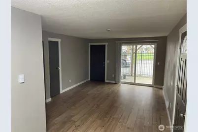 517 Burnett Avenue S #1, Renton, WA 98057 - Photo 4