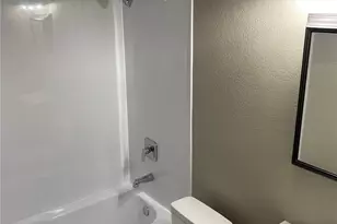 517 Burnett Ave S, Renton, WA 98057 - Photo 16