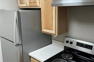 517 Burnett Ave S, Renton, WA 98057 - Photo 6