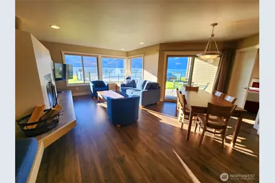 1 Lakeside 704-H, Manson, WA 98831 - Photo 4