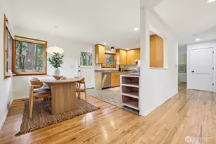 18007 49th Pl NE, Lake Forest Park, WA 98155 - Photo 8