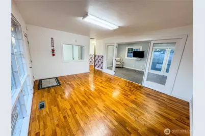 5113 Lacey Boulevard SE, Lacey, WA 98503 - Photo 4