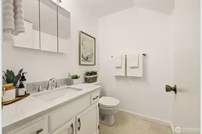 24705 12th Avenue S, Des Moines, WA 98198 - Photo 16