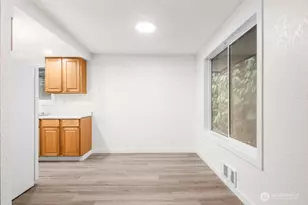 6101 204th St SW, Lynnwood, WA 98036 - Photo 10