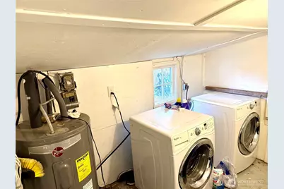 11040 11th Ave SW, Seattle, WA 98146 - Photo 14