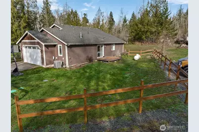 40407 Mountain Highway E, Eatonville, WA 98328 - Photo 2