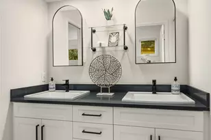 555 Kirkland Way, Kirkland, WA 98033 - Photo 22