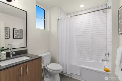 116 F 2nd Street S, Kirkland, WA 98033 - Photo 16