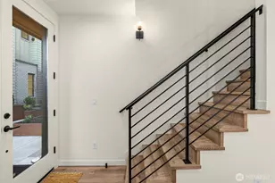 116 F 2nd Street S, Kirkland, WA 98033 - Photo 4