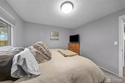 203 S 357th Street, Federal Way, WA 98003 - Photo 20