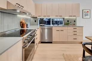 4405 S Holly St, Seattle, WA 98118 - Photo 8