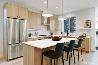 8810 41st Avenue SW, Seattle, WA 98136 - Photo 10