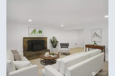 13647 197th Avenue SE, Renton, WA 98059 - Photo 4