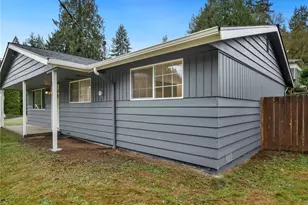 13647 197th Ave SE, Renton, WA 98059 - Photo 2