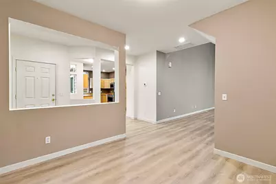 21810 43rd Place S #7, Kent, WA 98032 - Photo 16